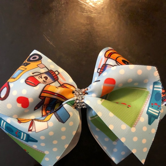 Bows - Picture 7 of 8